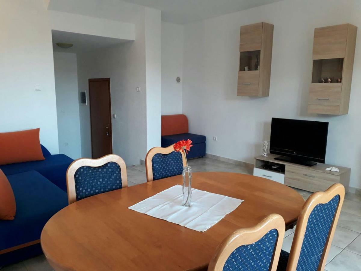 Apartments Golub Cesarica Εξωτερικό φωτογραφία