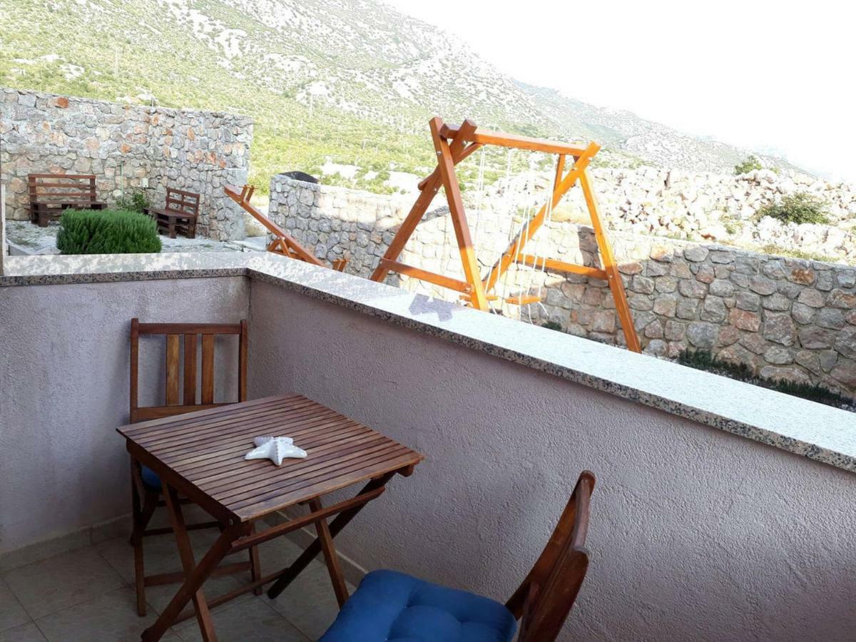 Apartments Golub Cesarica Εξωτερικό φωτογραφία