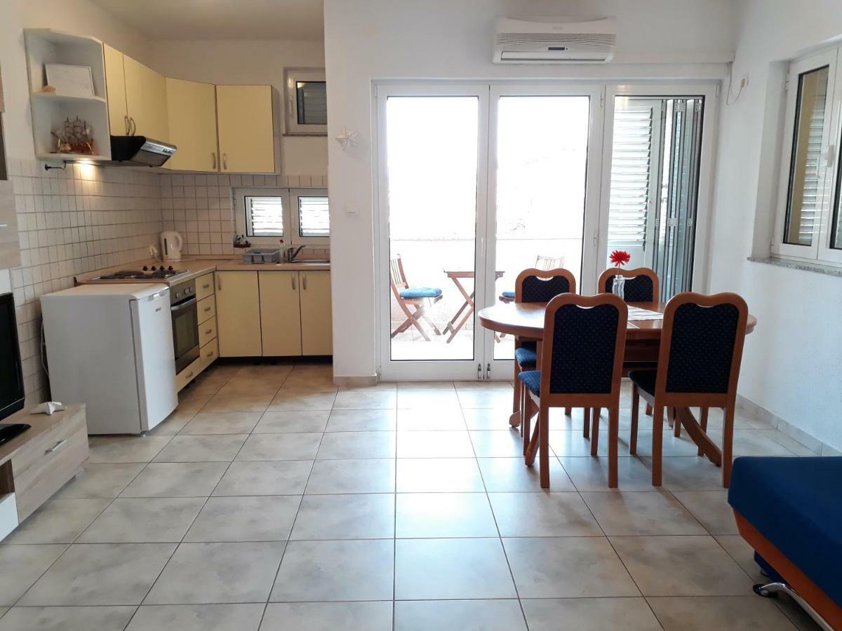 Apartments Golub Cesarica Εξωτερικό φωτογραφία