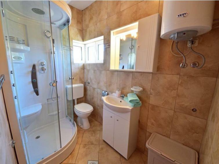 Apartments Golub Cesarica Εξωτερικό φωτογραφία