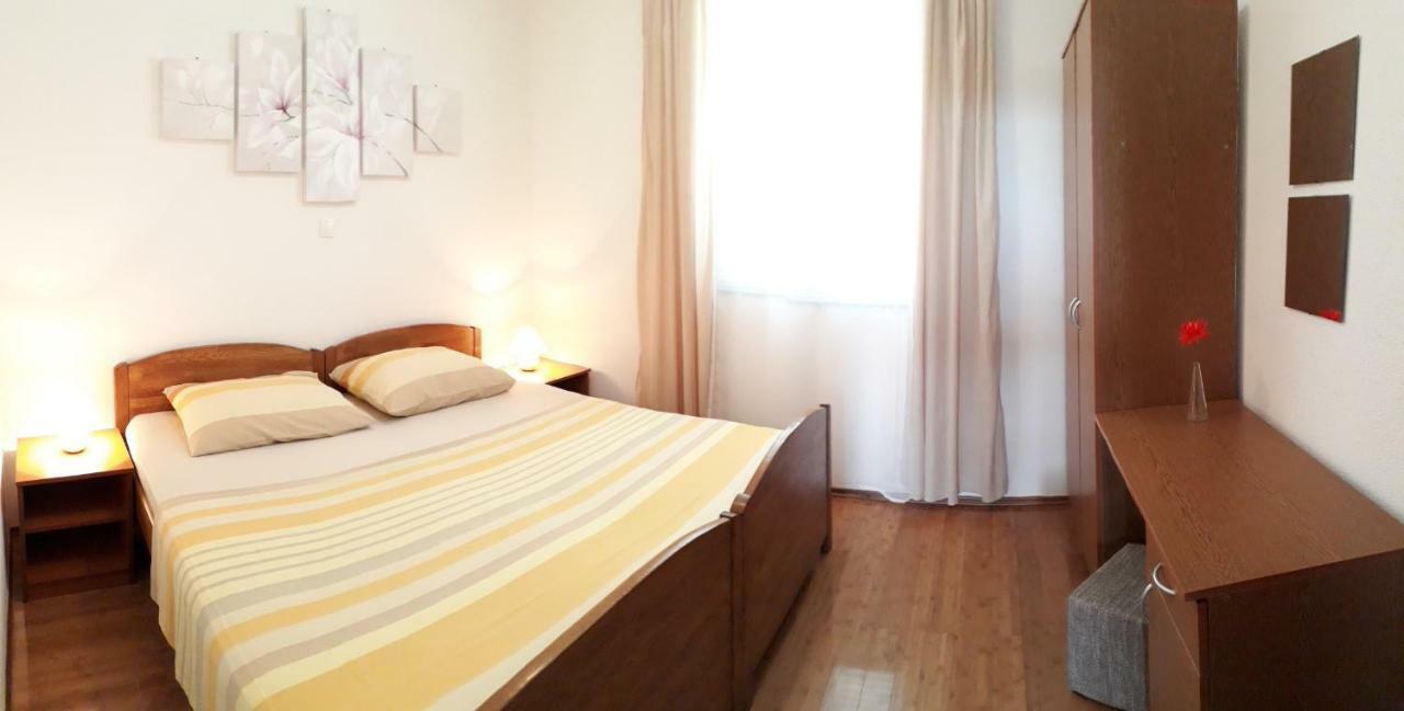 Apartments Golub Cesarica Εξωτερικό φωτογραφία