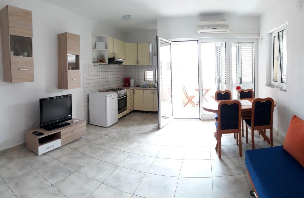 Apartments Golub Cesarica Εξωτερικό φωτογραφία